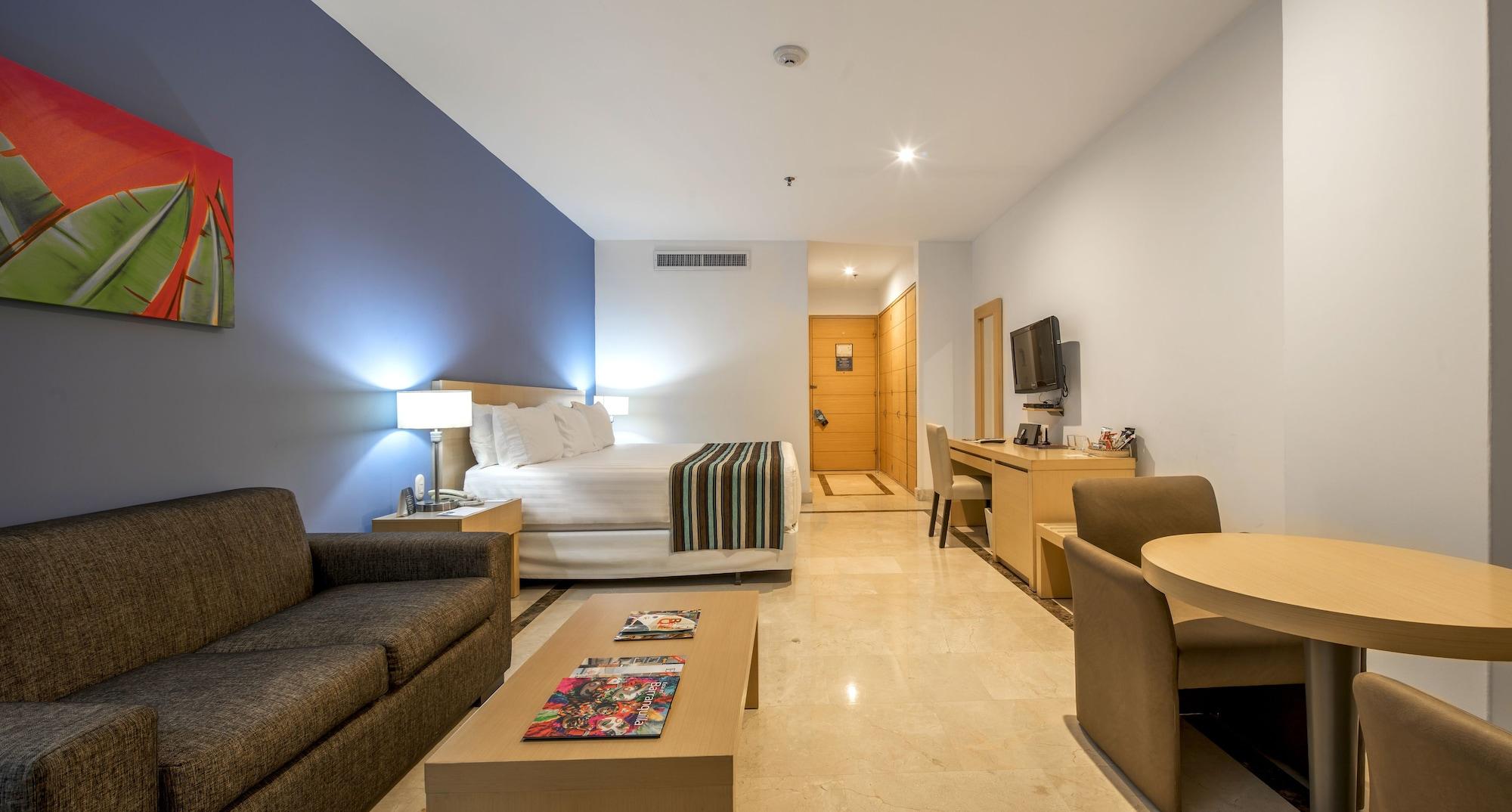 Hotel Dann Carlton Barranquilla Y Centro De Convenciones Kültér fotó A room at the hotel