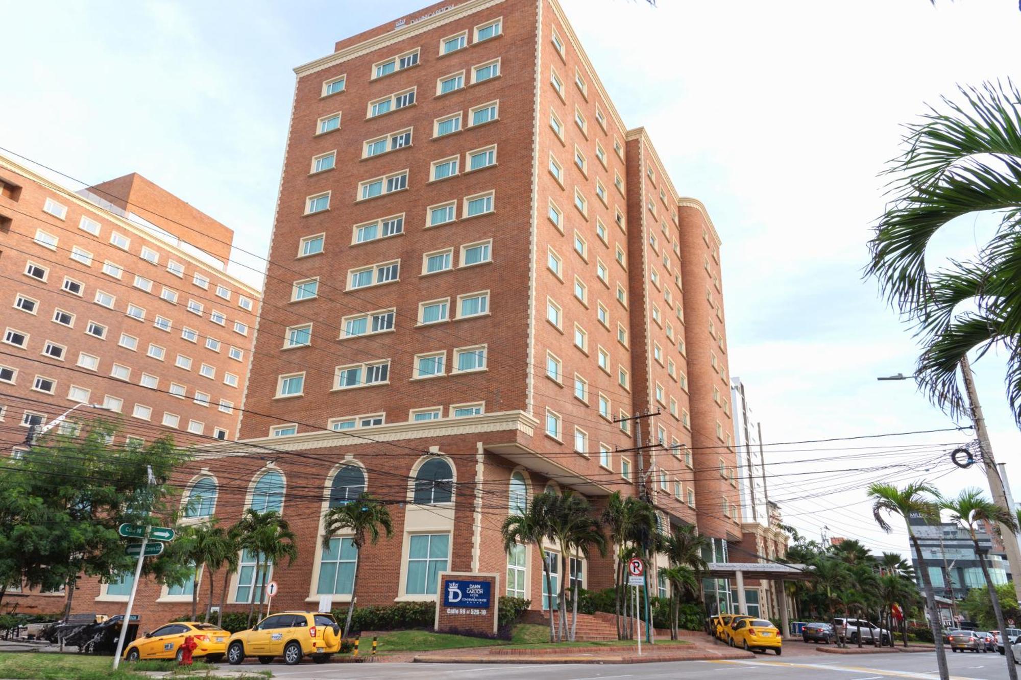 Hotel Dann Carlton Barranquilla Y Centro De Convenciones Kültér fotó The hotel in 2012