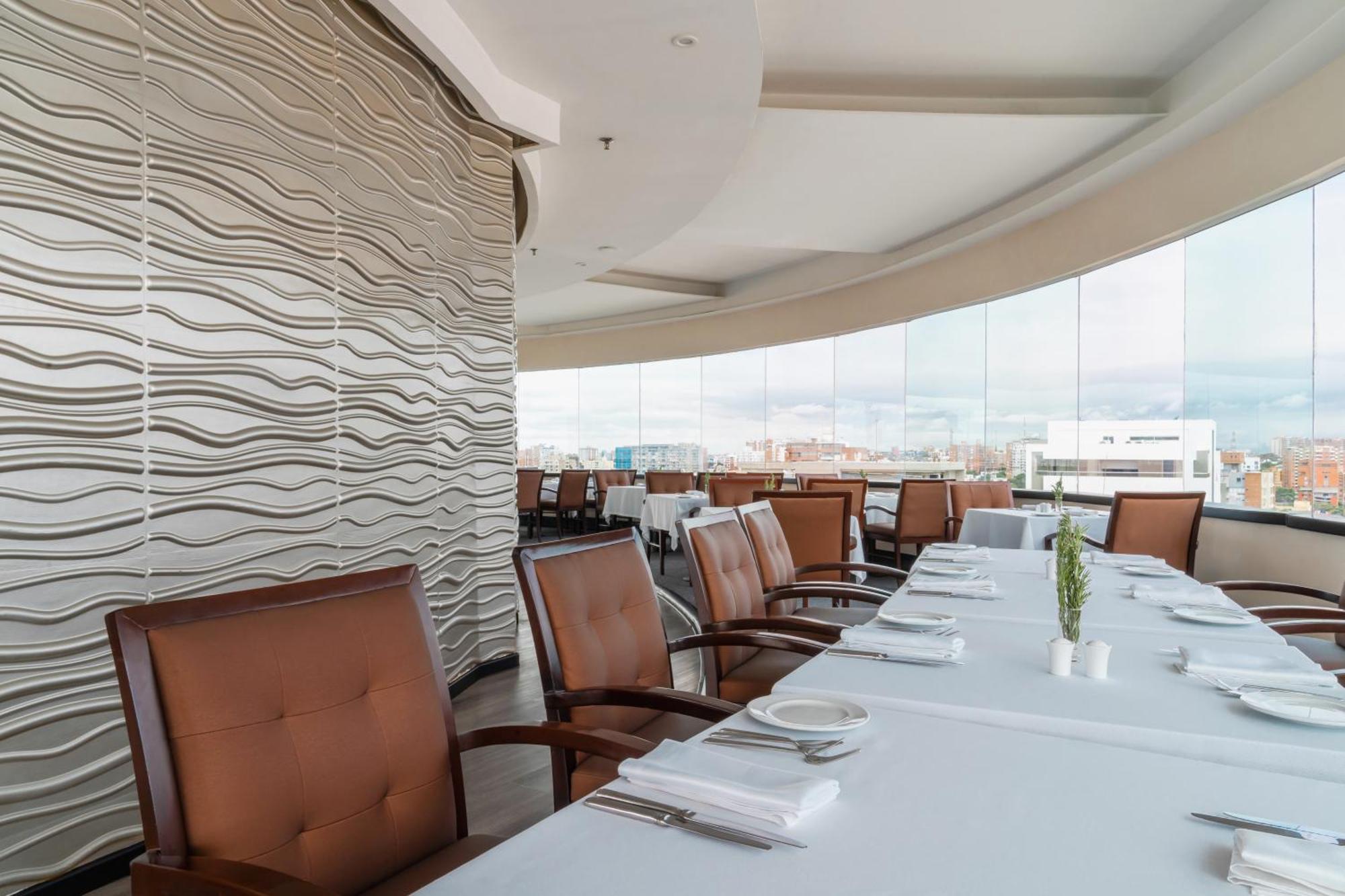 Hotel Dann Carlton Barranquilla Y Centro De Convenciones Kültér fotó Restaurant